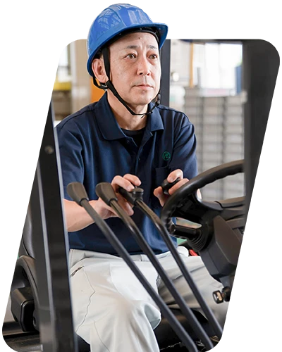 笑顔あふれるものづくり・ひとづくり：男性スタッフ