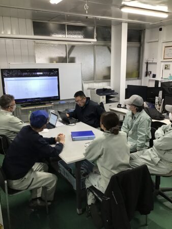 週次ミーティング